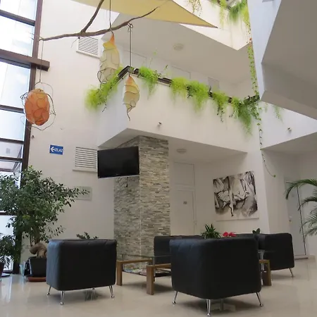 Hotel Ballet School 3*