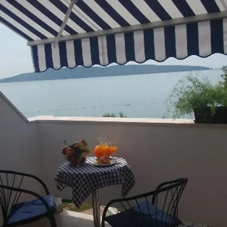 芭蕾舞学校酒店 酒店 Kaštela